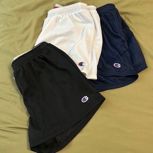 • 3 pairs champion shorts
